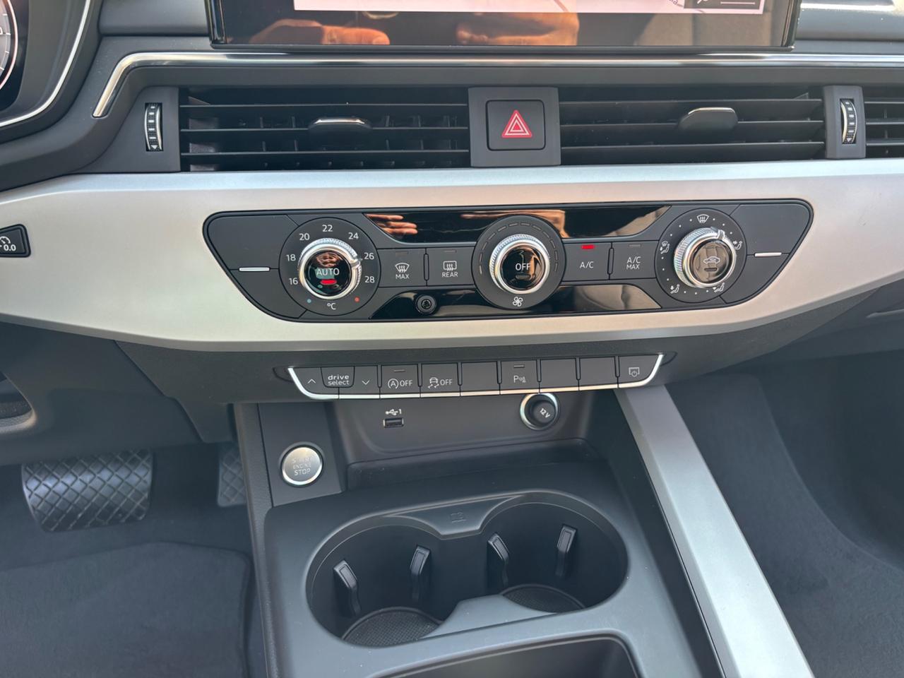 Audi A4 Avant 30 TDI/136 CV S tronic SW