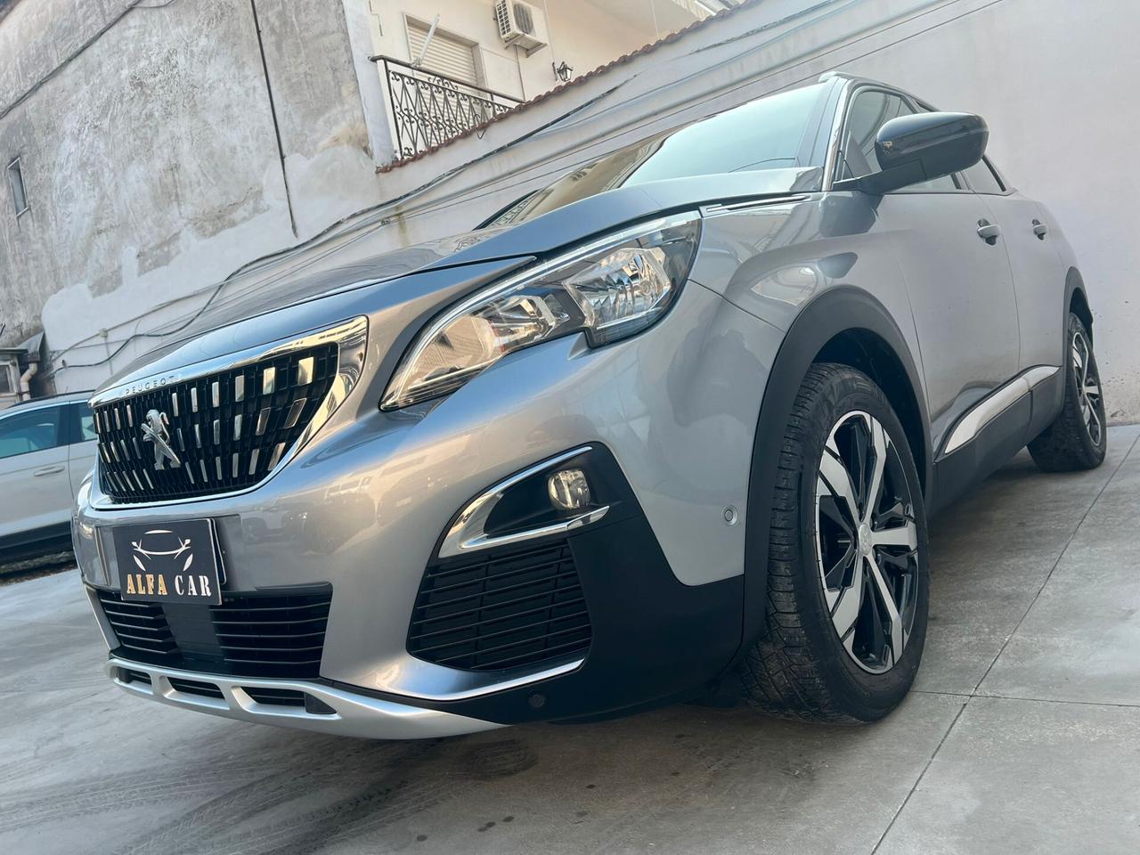 PEUGEOT 3008 1.5 BlueHDi 120CV 2018!!! ALLURE!!!