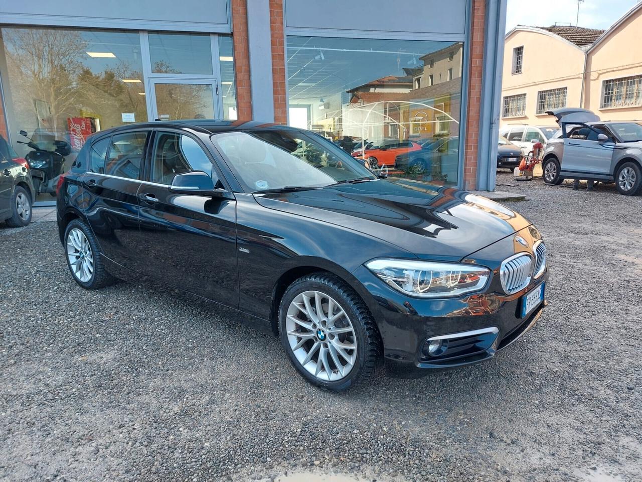 Bmw 116 116d 5p. Urban 12 MESI GARANZIA EURO 6B