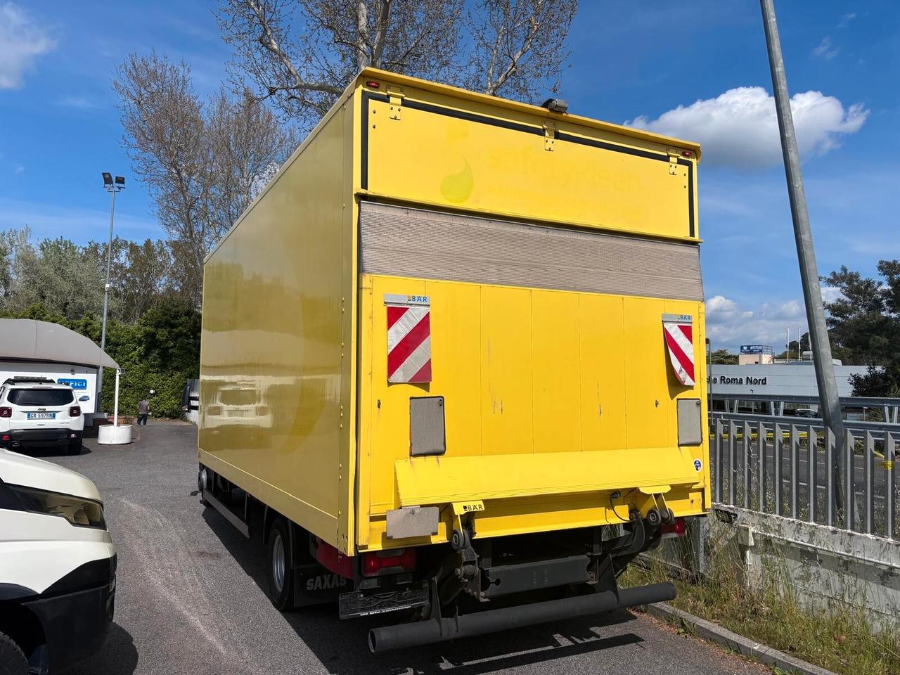 Iveco Daily 72 C 150 Furgone e sponda caricatrice