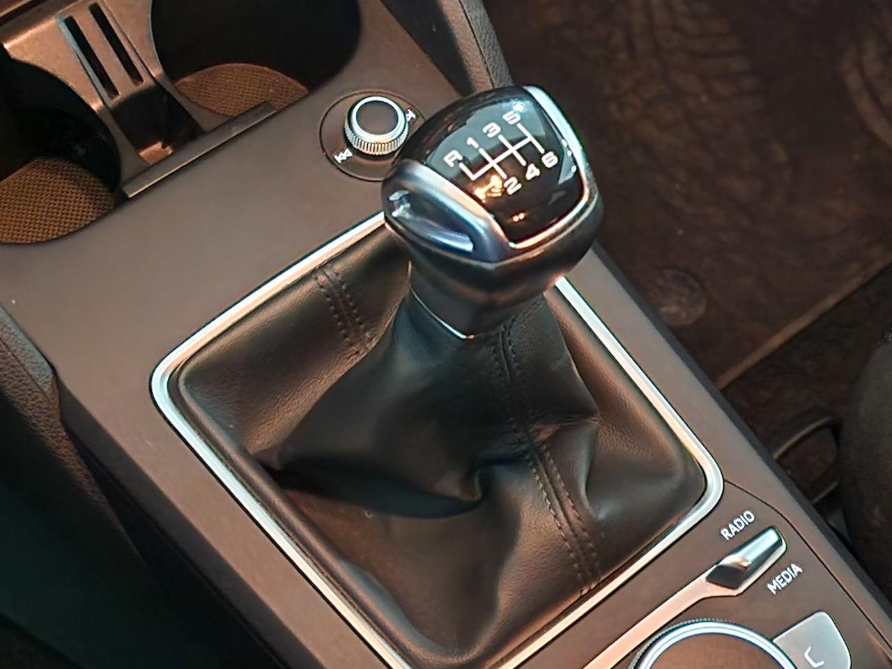 Audi Q2 30 TDI Business