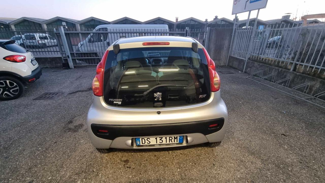 Peugeot 107 1.0 68CV 5p. Desir