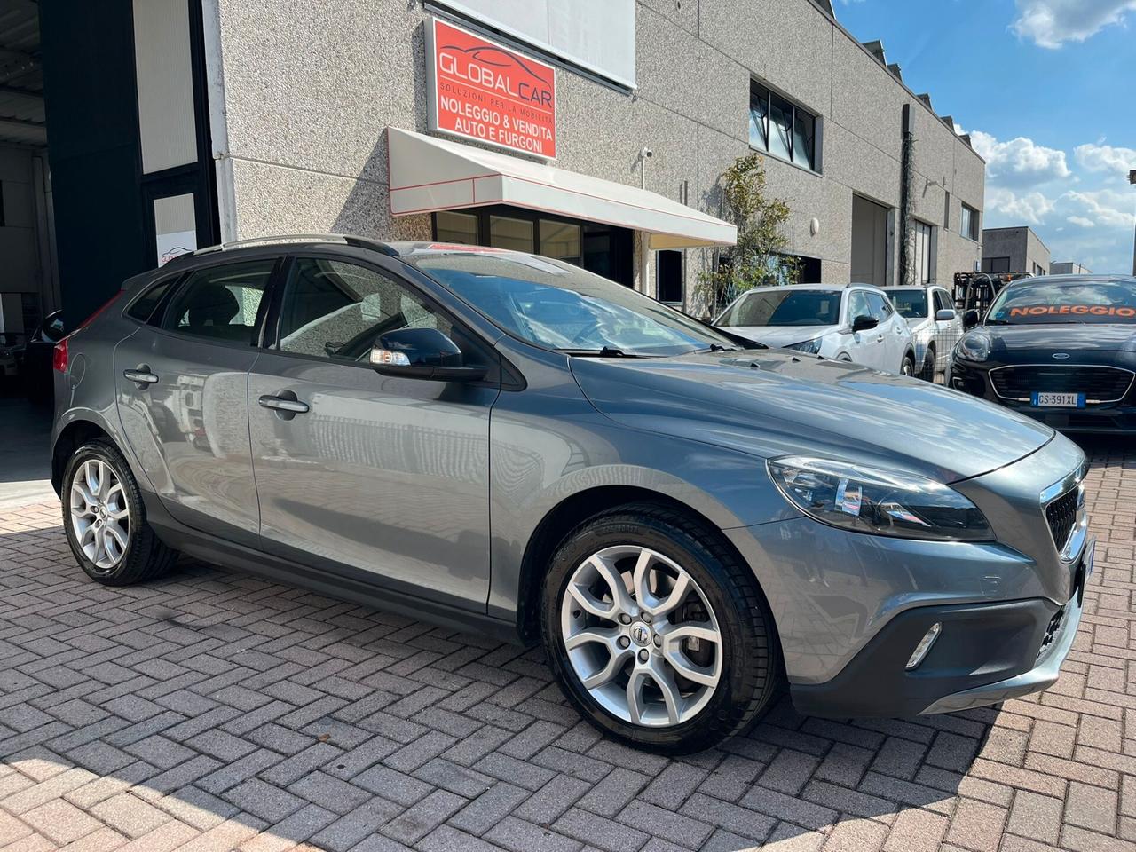 Volvo V40 Cross Country D2 Geartronic GANCIO DI TRAINO