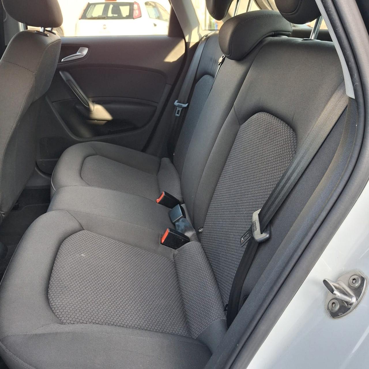 AUDI A1 1.6 TDI 90cv S line edition
