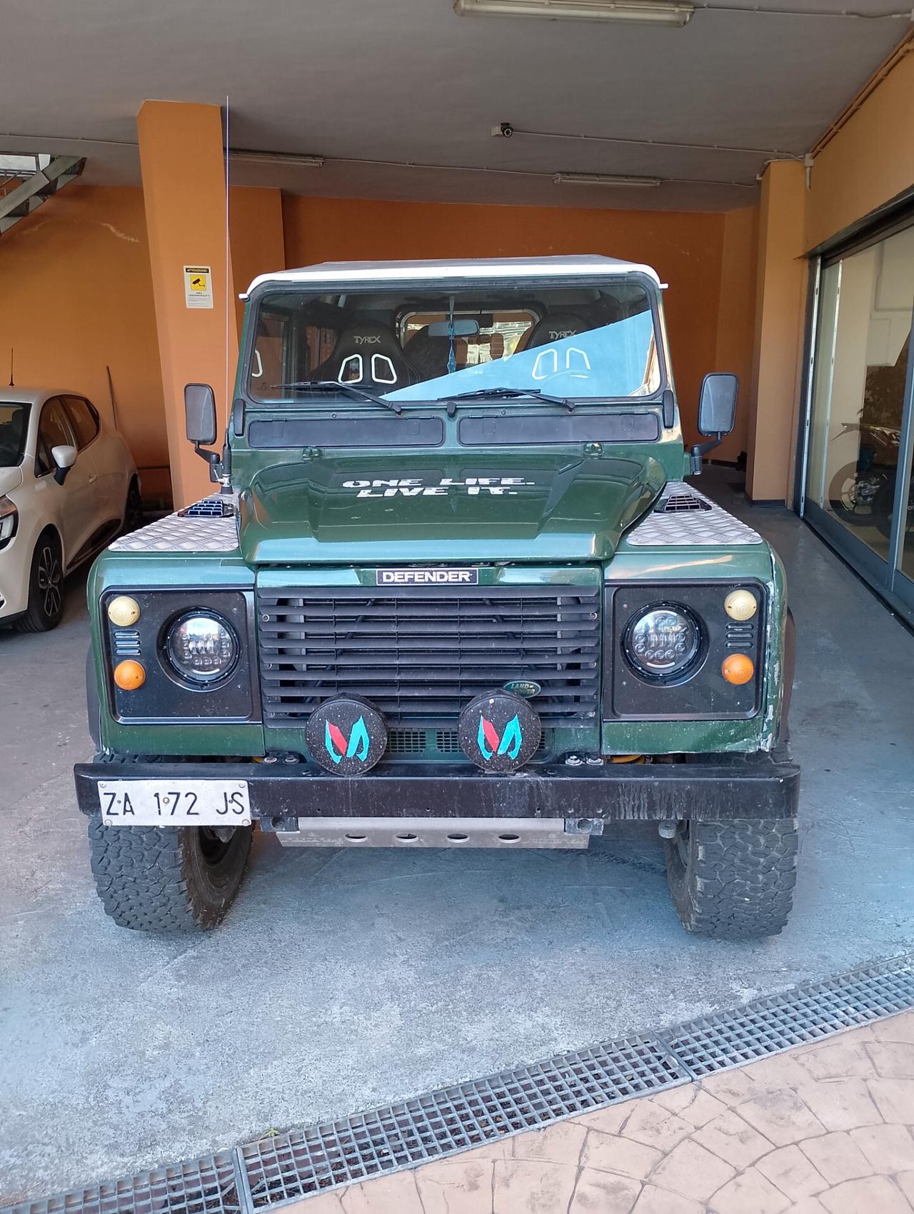 Land Rover Defender 90 2.5 Td5 Station Wagon