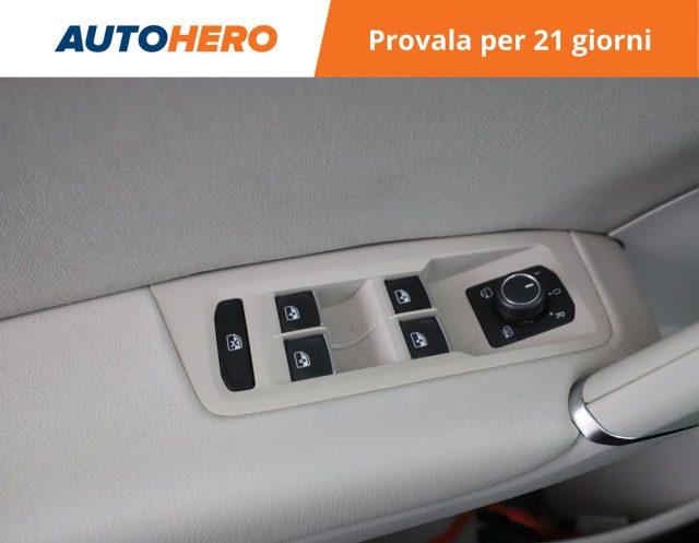 VOLKSWAGEN Touran 2.0 TDI 150 CV SCR Business BlueMotion Technology