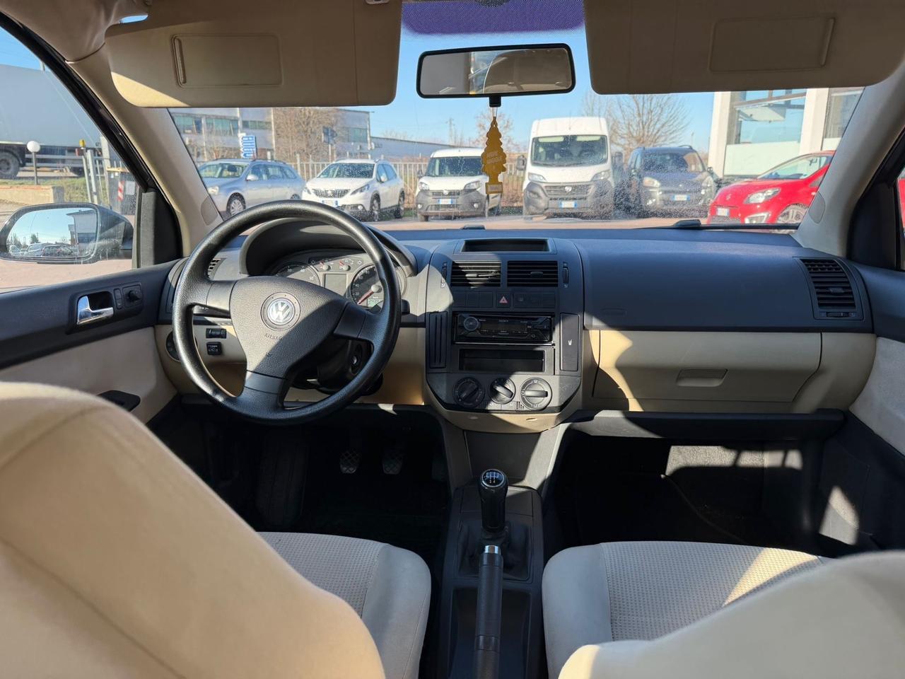 Volkswagen Polo 1.2/70CV 12V 5p. Comfortline