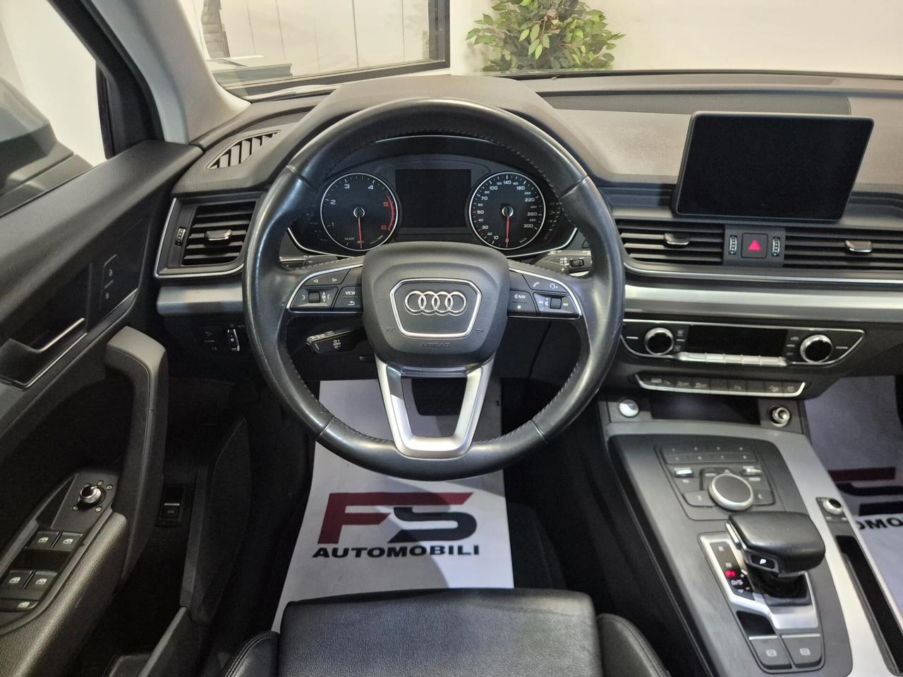 Audi Q5 2.0 TDI quattro S tronic Business Sport
