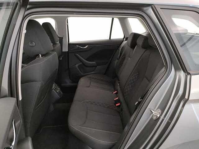 SKODA Kamiq 1.0 TSI Ambition