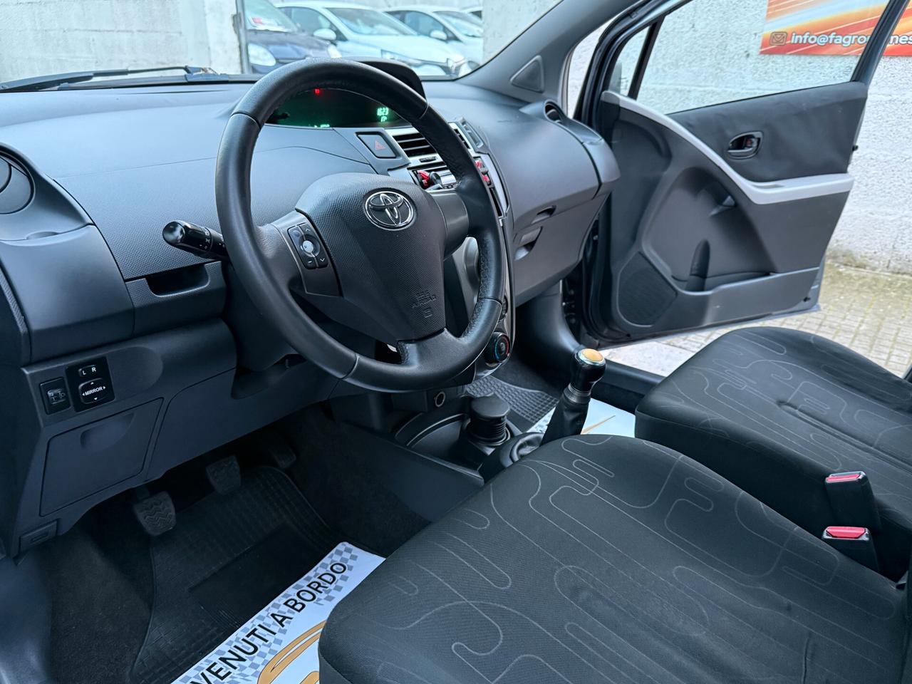 Toyota Yaris 1.0 5 Porte SOLI KM 103.000 - 2009