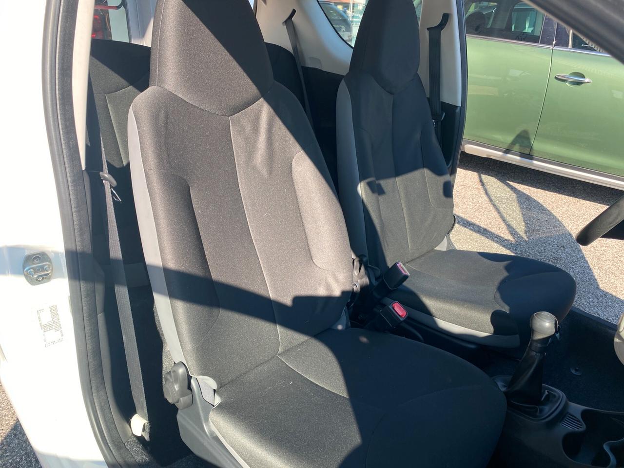 Toyota Aygo 1.0 12V VVT-i 3 porte Active Connect