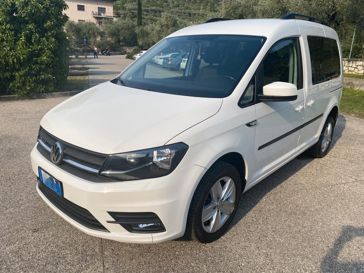 Volkswagen Caddy 2.0 TDI 122cv 4MOTION N1 5 posti