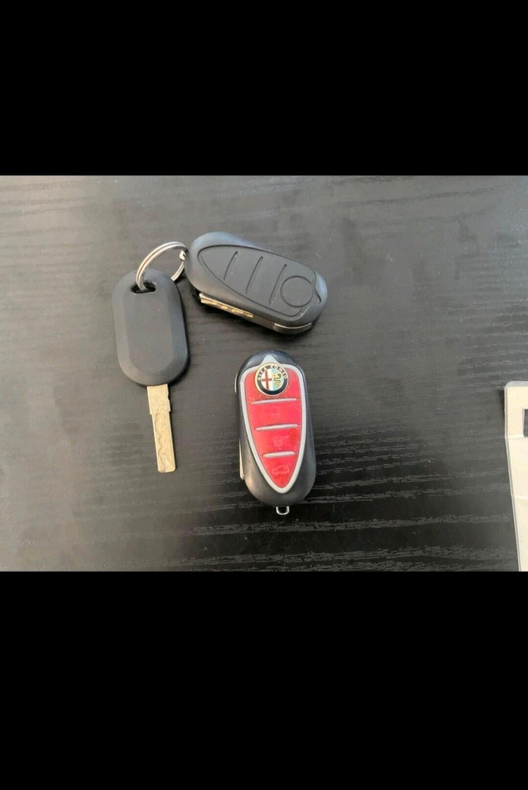 Alfa Romeo Giulietta 2.0 JTDm-2 140 CV Exclusive 2011