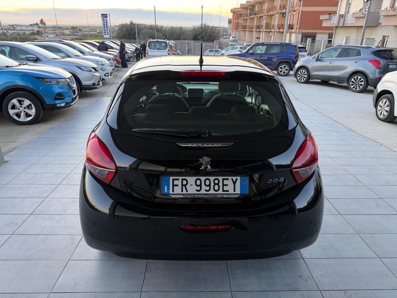 Peugeot 208 PureTech 82 5p. GPL Allure