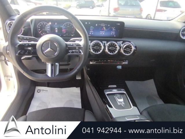 MERCEDES-BENZ A 180 Automatic AMG Line Premium Pacchetto Night