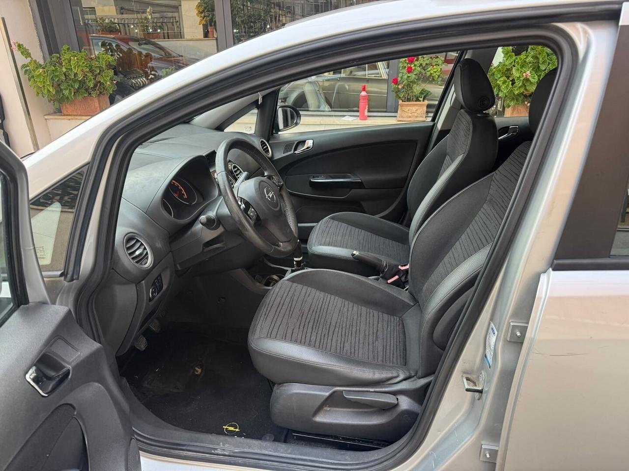 OPEL Corsa 1.2 85CV 5 porte GPL-TECH Edition
