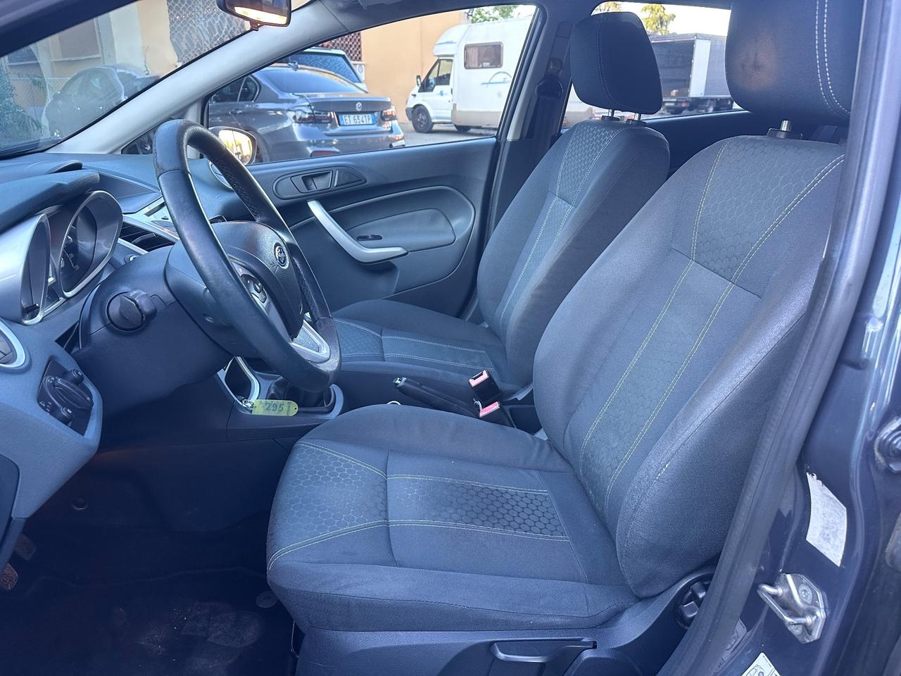 Ford Fiesta 1.4 TDCi 5p. Titanium