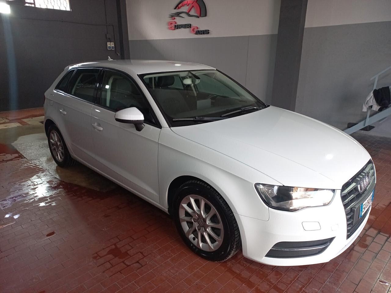 Audi A3 SPB 1.6 TDI ultra Attraction