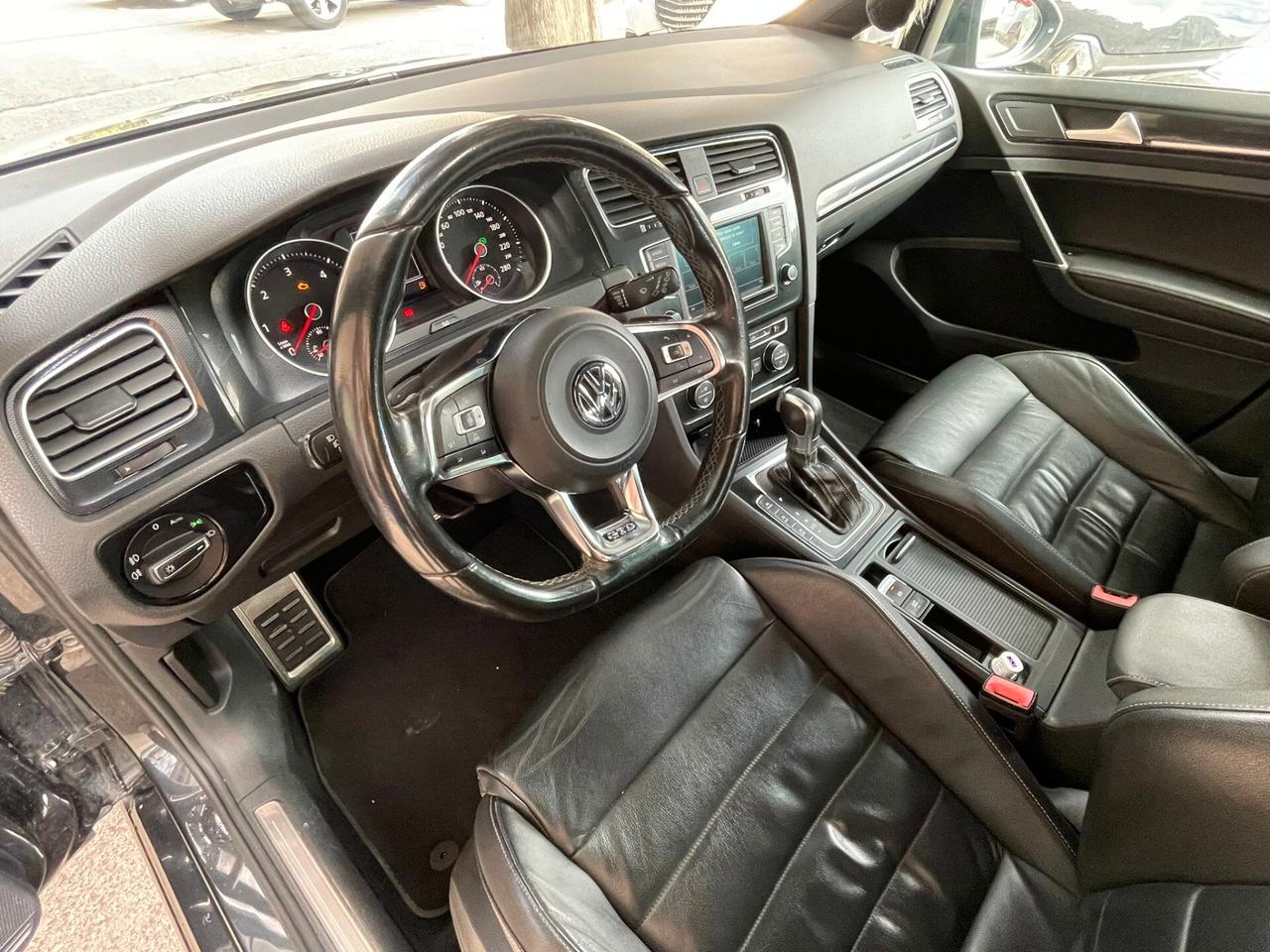 Volkswagen Golf 2.0 TDI DSG 5p. Highline BlueMotion Technology