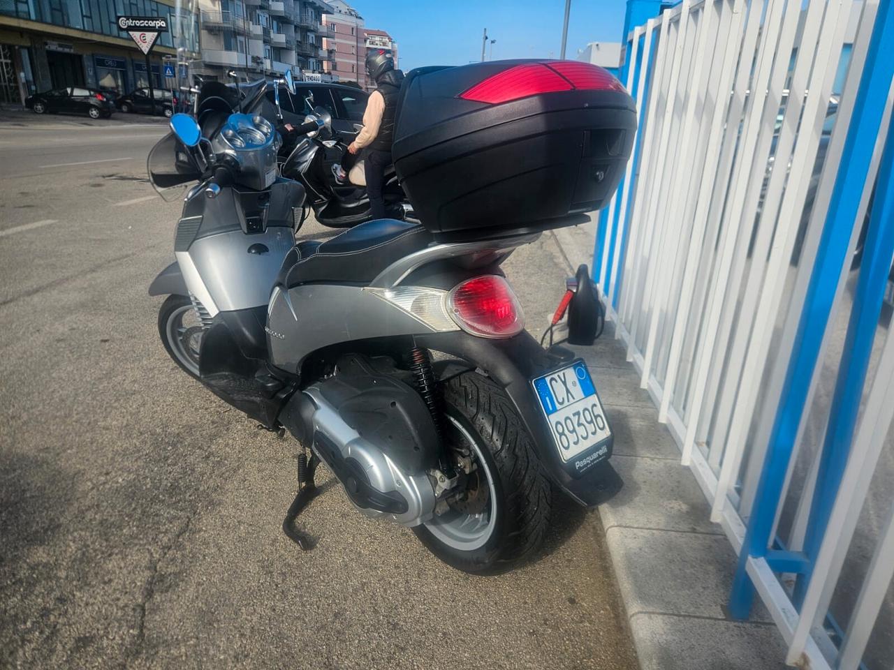 Aprilia Scarabeo 500 Ottimo stato d'uso