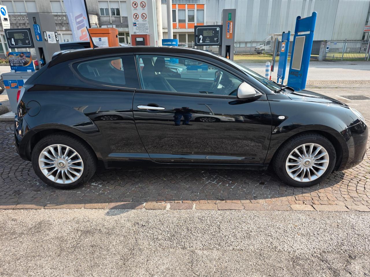 Alfa Romeo MiTo 1.3 JTDm 85 CV con 205.000km Neopatentati ok