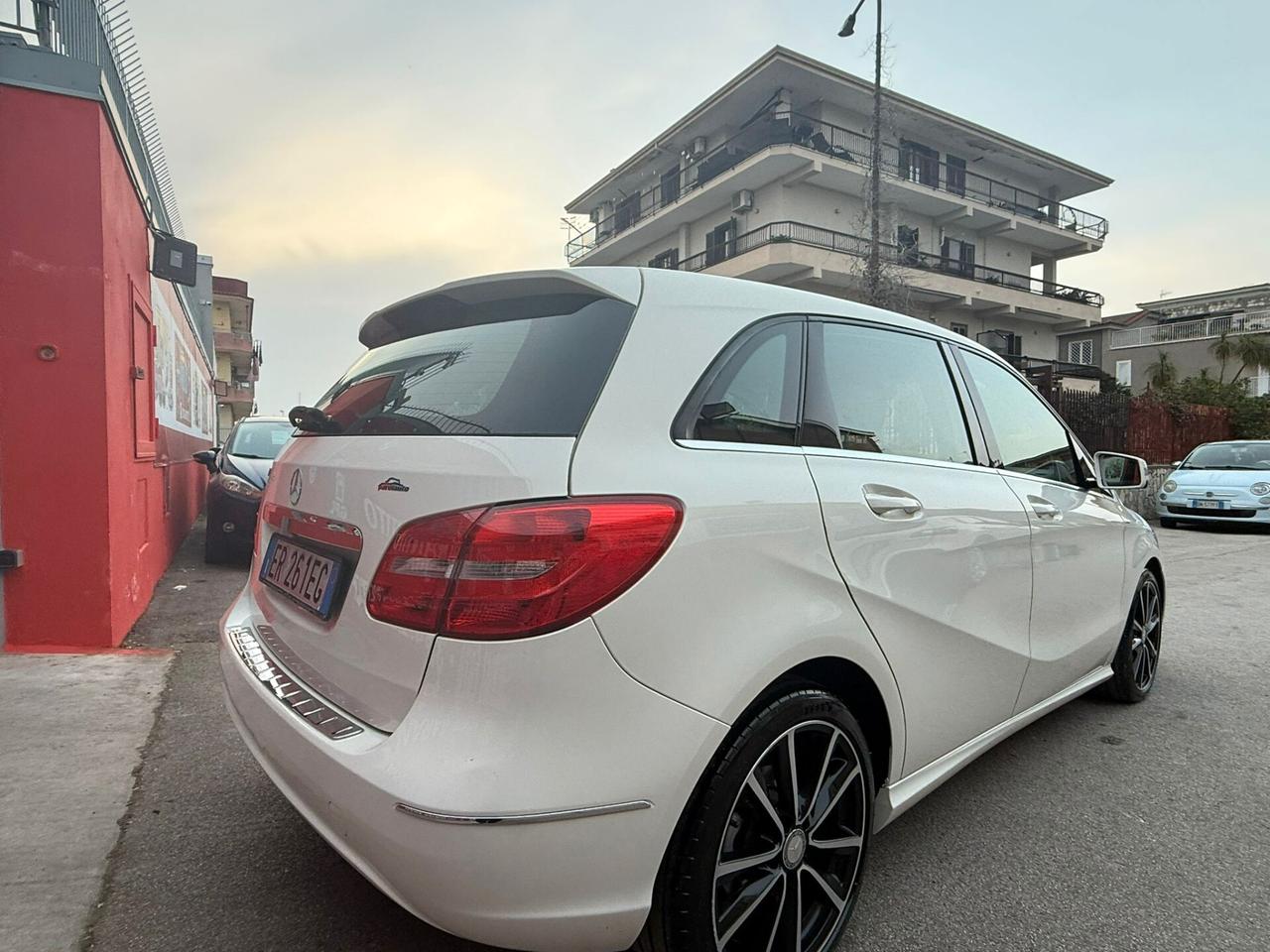 Mercedes-benz B 180 1.6 122cv Premium - 2013