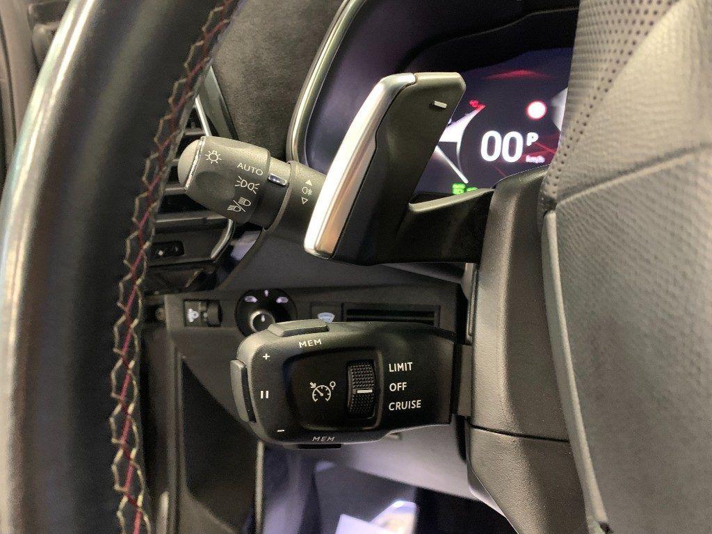 DS DS7 Performance Line + STRAFULL 1.5 BlueHDi AUTOMATICO