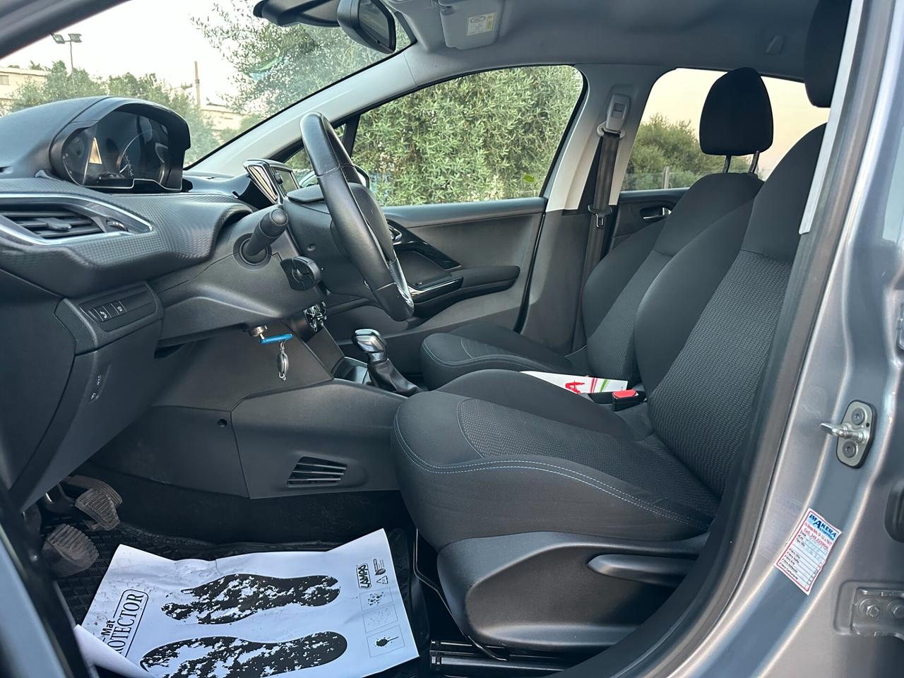 Peugeot 208 1.5 BlueHDi 100cv Signature - 2019 - 65.000 km