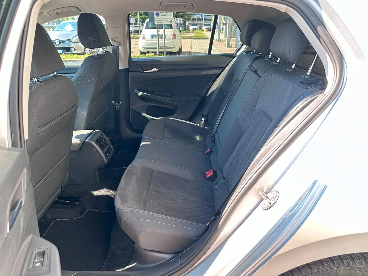 VW GOLF 2.0TDI 150CV DSG STYLE EURO6D! FARI IQ LED