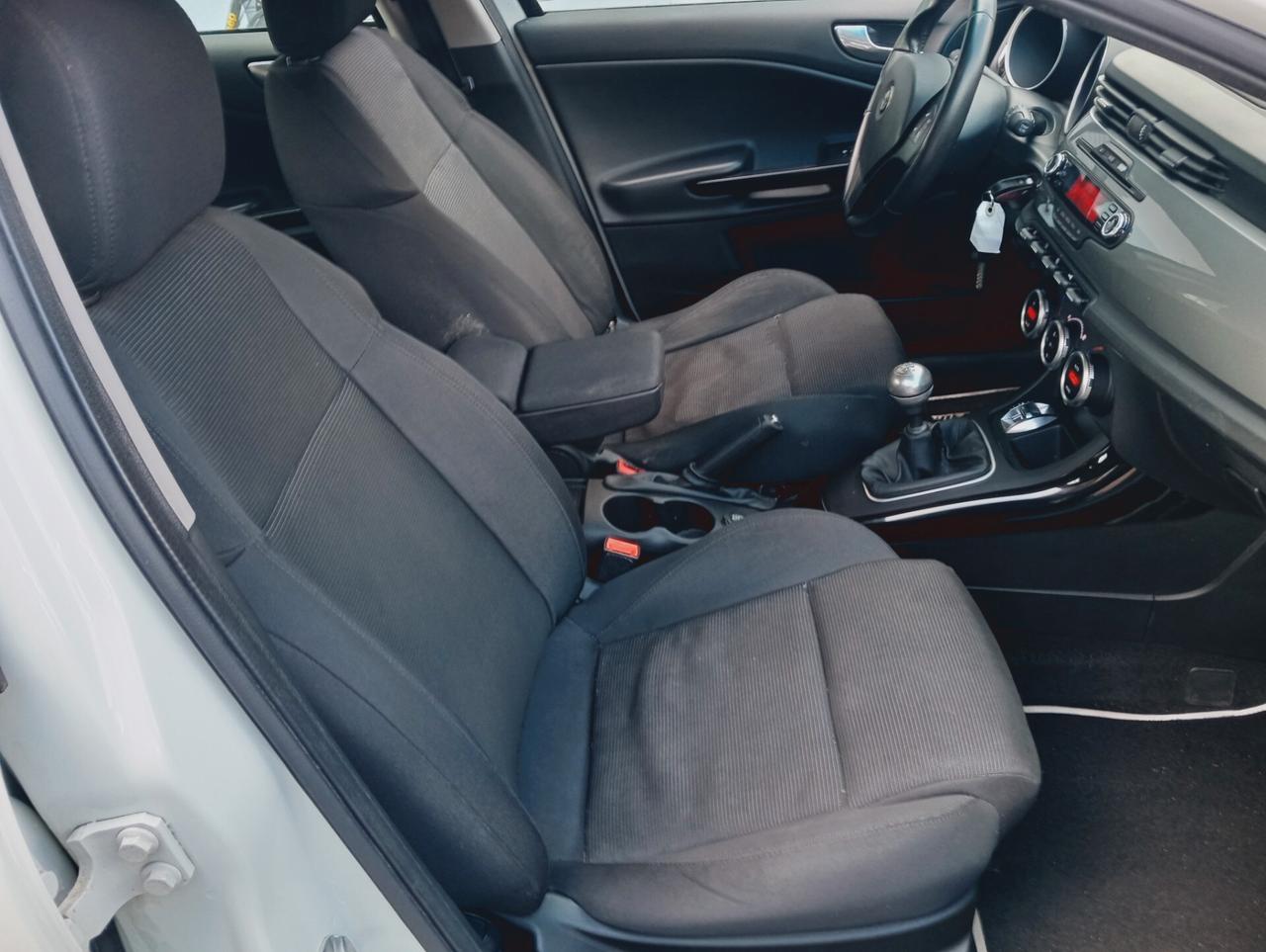 Alfa Romeo Giulietta 1.6 JTDm-2 105 CV Progression