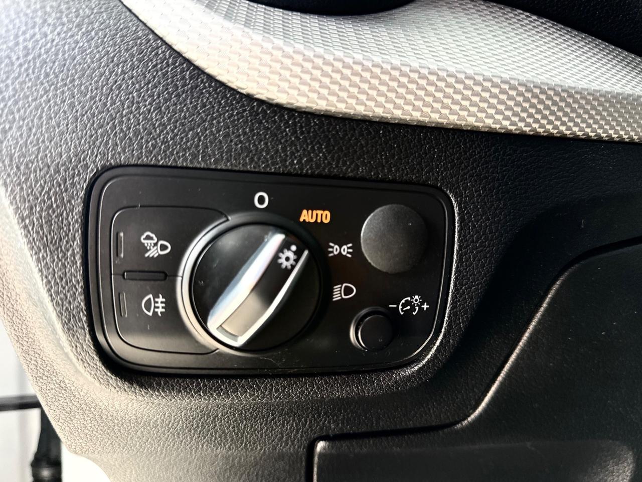 Audi Q2 1.6 TDI*NAVI*LED*PELLETOTALE*SEDILIRISCALDABILI