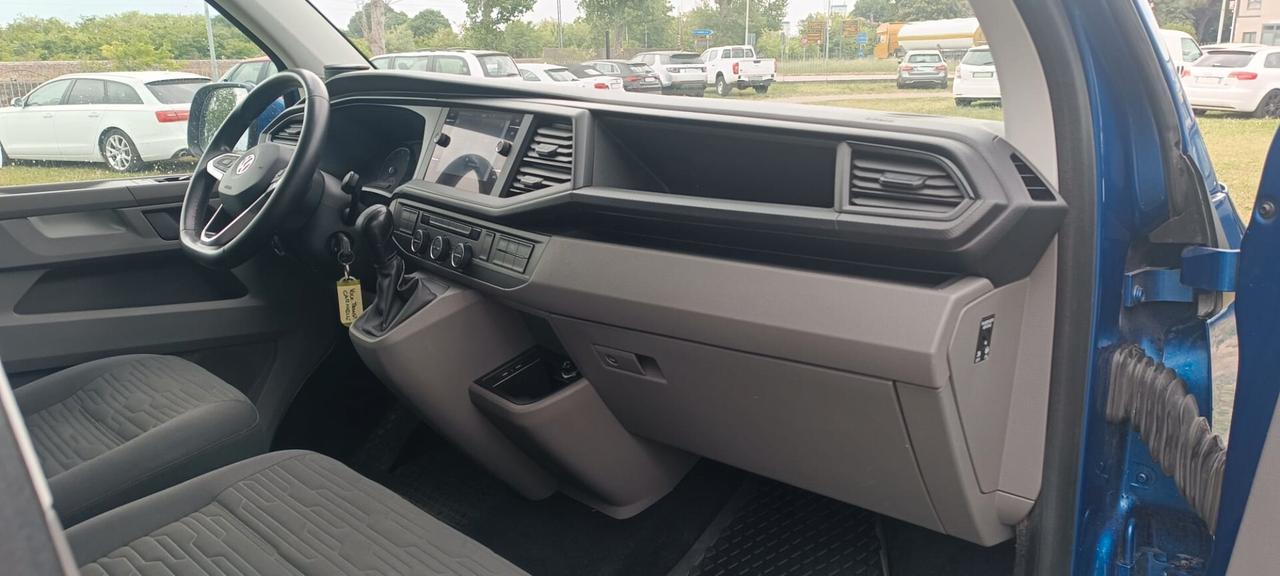 Volkswagen Caravelle 2.0 TDI 150CV PL Comfortline 9PT - più IVA