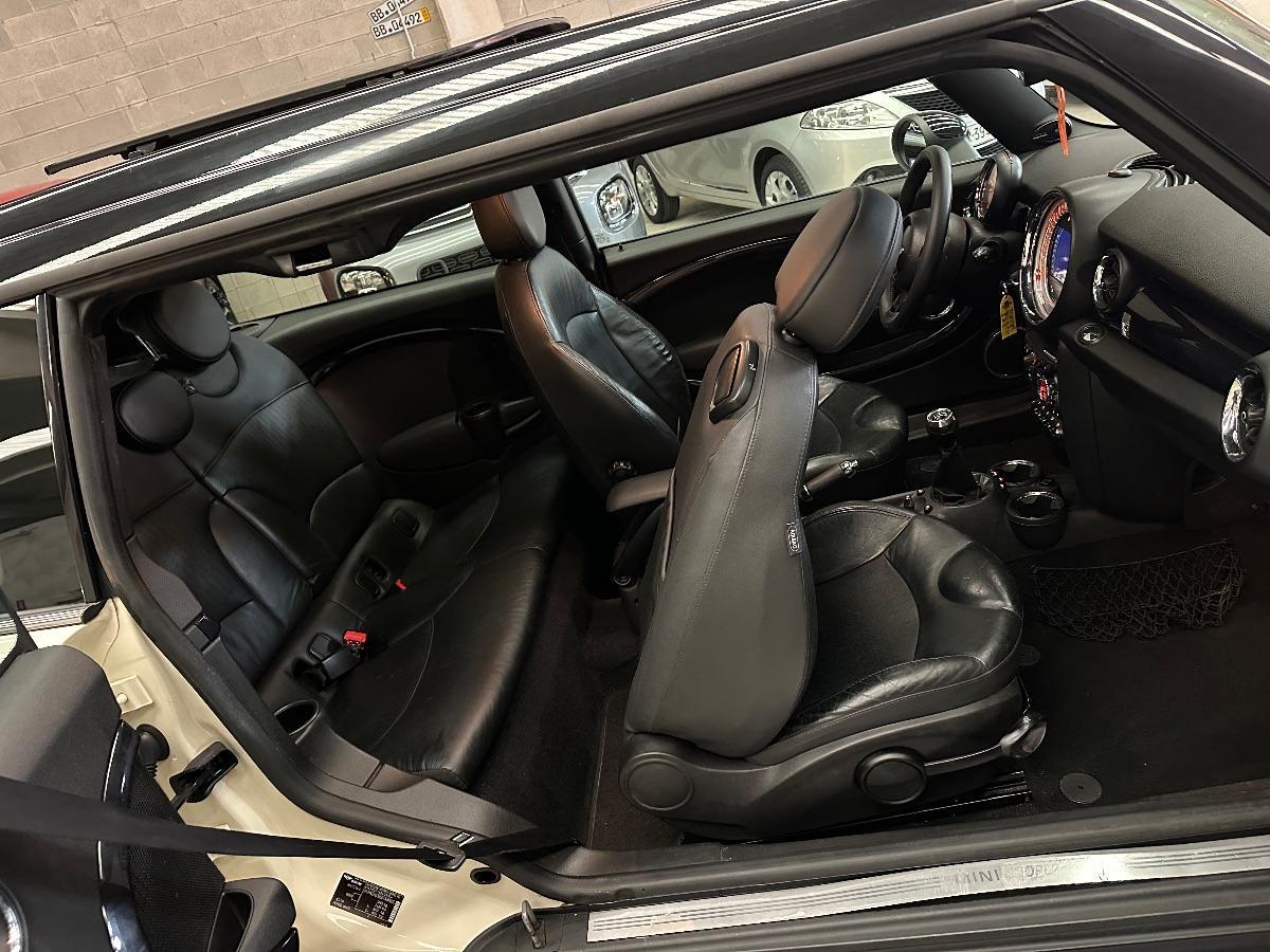 MINI - Clubman - 1.6 16V Cooper D