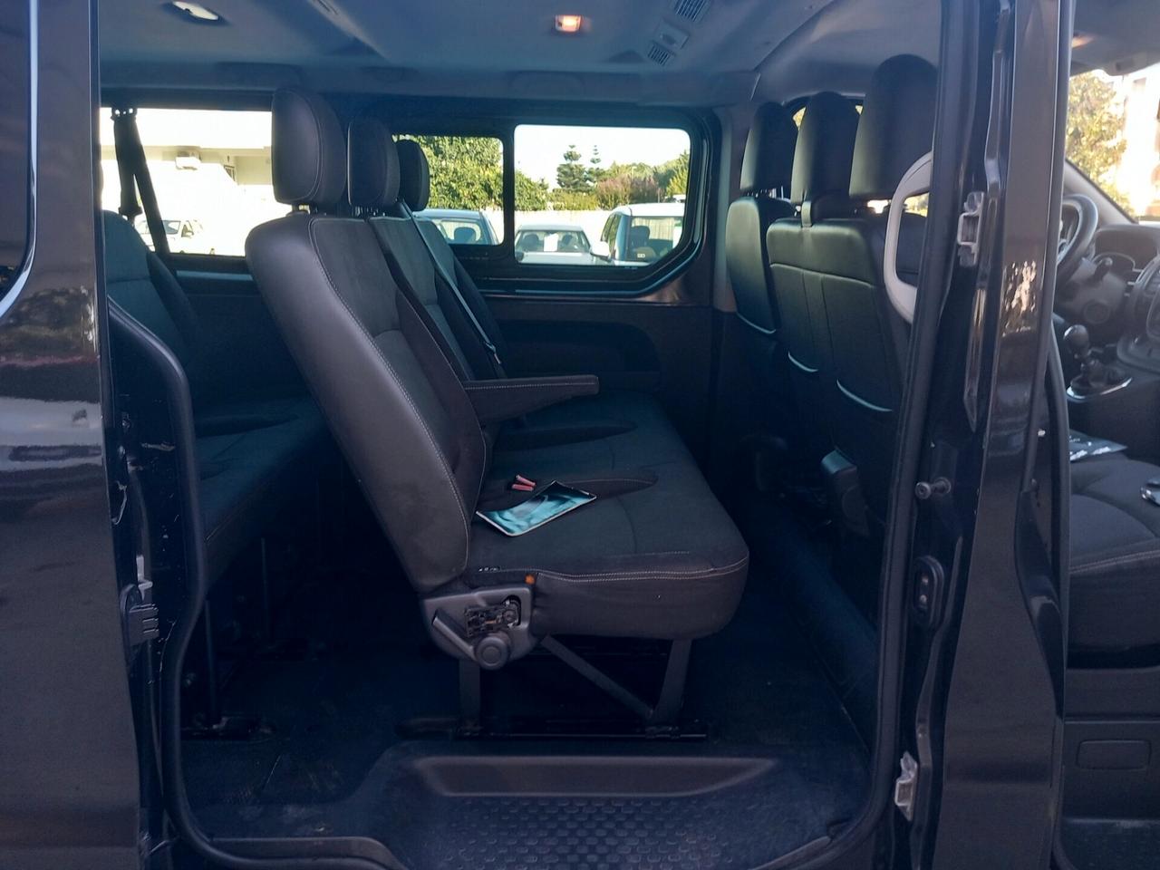 Renault Trafic 1.6 dCi 125CV S&S Intens 9 posti MOTORE SOSTITUITO CON KM 156000