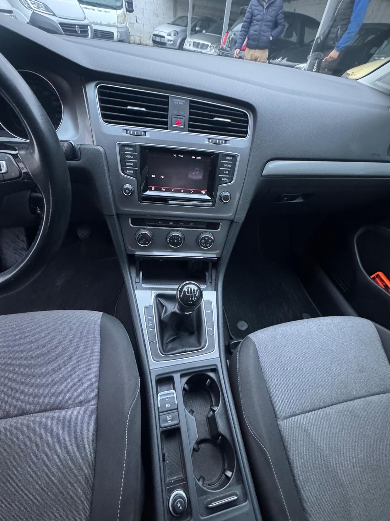 Volkswagen Golf 1.6 TDI 5p. Highline BlueMotion Technology