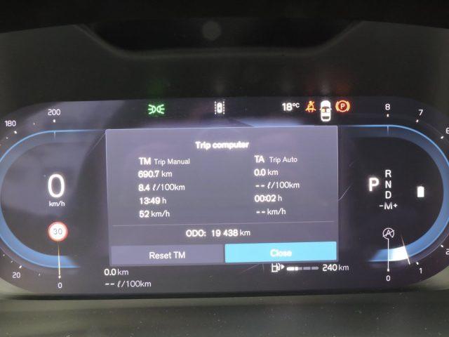 VOLVO XC40 B3 CORE AUTOMATICA AZIENDALE