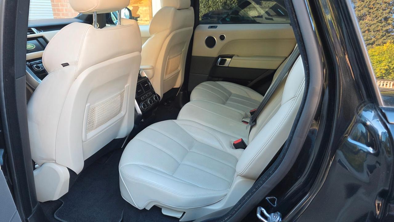 Land Rover Range Sport 3.0 TDV6 HSE Dynamic Auto