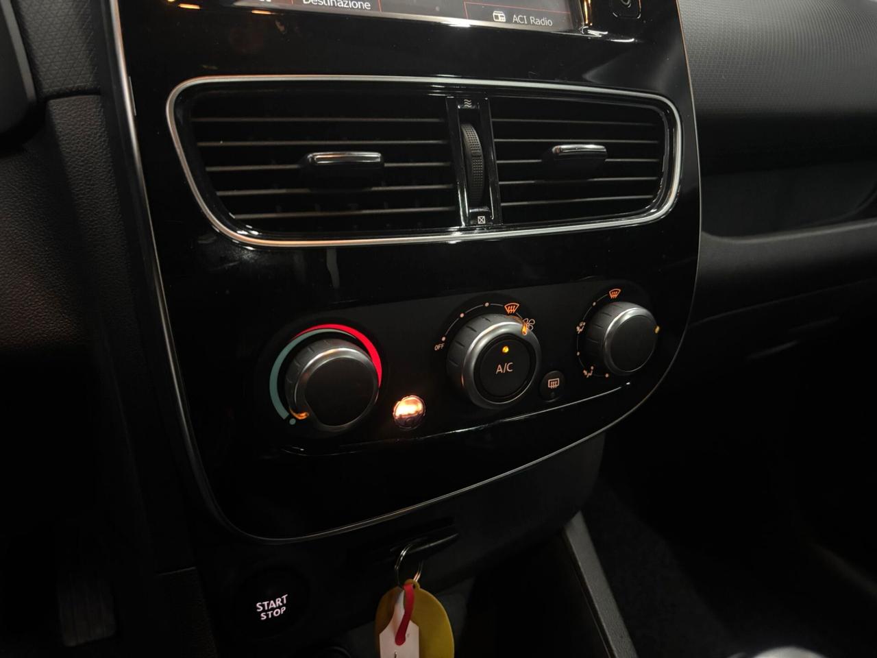 Renault Clio 0.9 TCe 12V 90CV Start&Stop 5 porte Energy Duel2