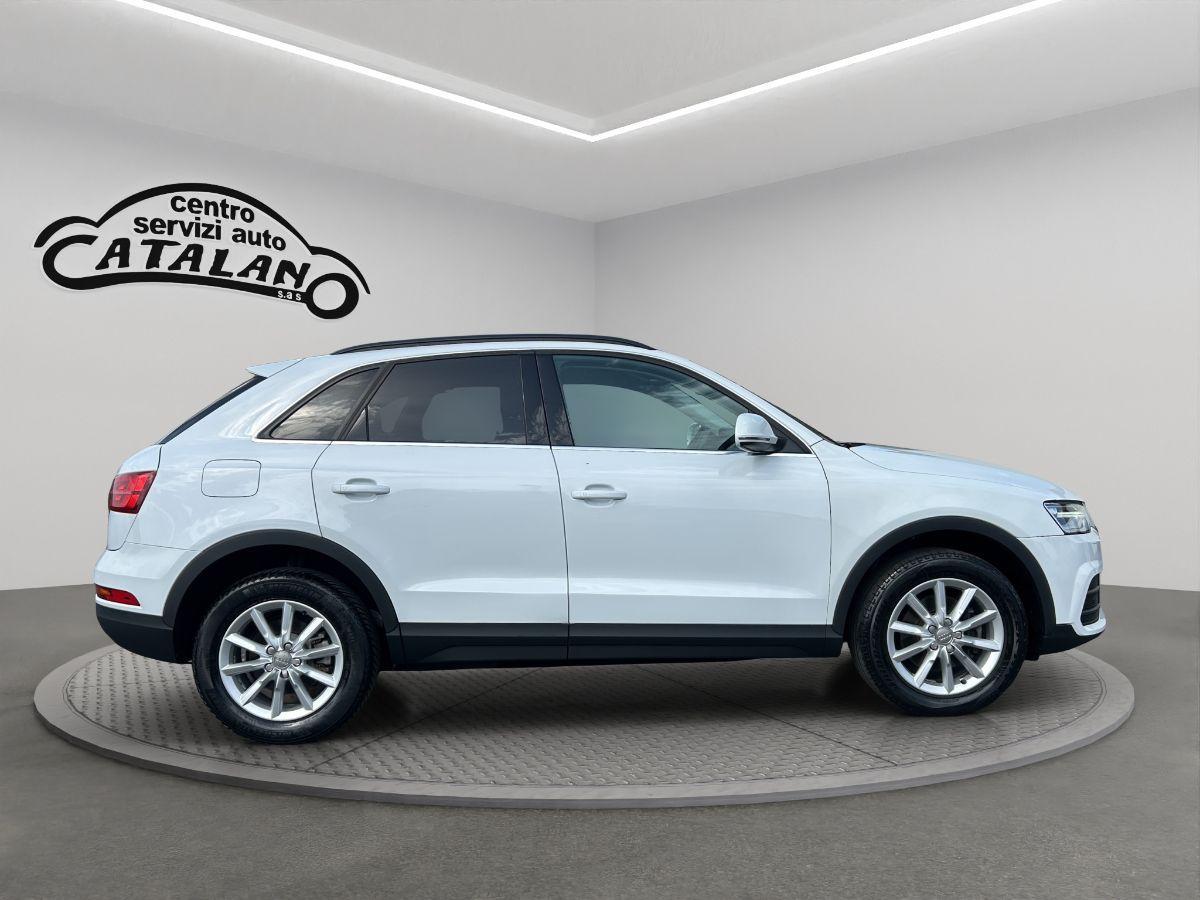 AUDI - Q3 - 2.0 TDI 120 CV Sport NAVI