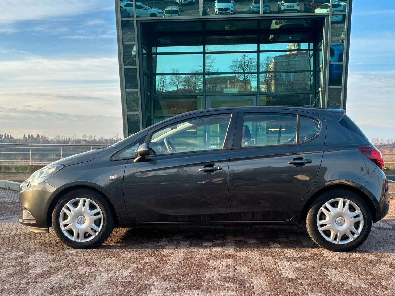 opel corsa benzina/gpl