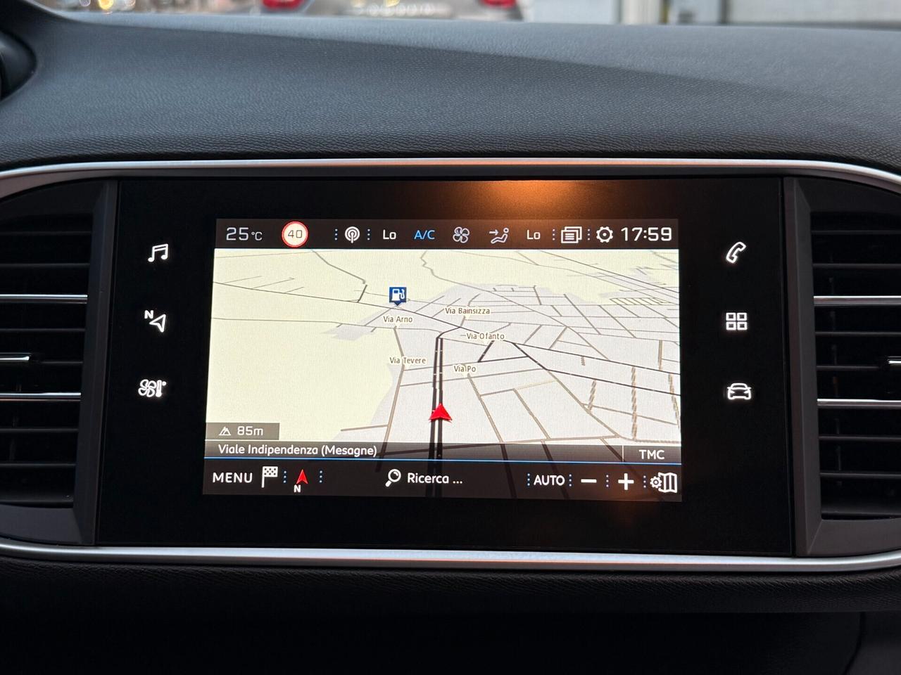 Peugeot 308 1.5 BlueHDi 100 SW NAVI CARPLAY – 2019