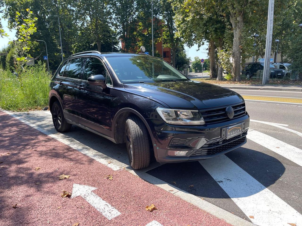 Volkswagen Tiguan Business 2.0 TDI #6539