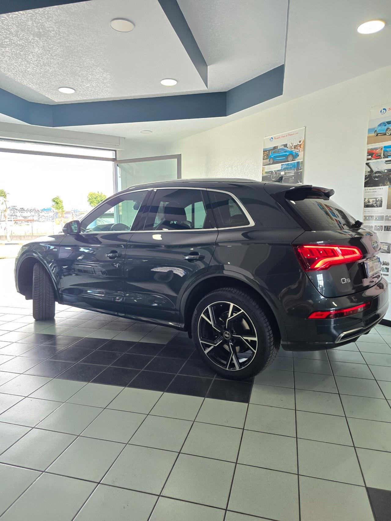 Audi Q5 40 TDI quattro S tronic line plus