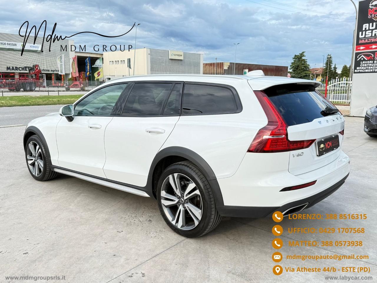 VOLVO V60 Cross Country B4