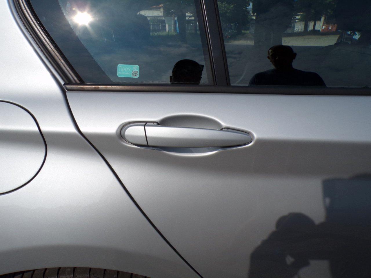 BMW 118 d Advantage 5p auto