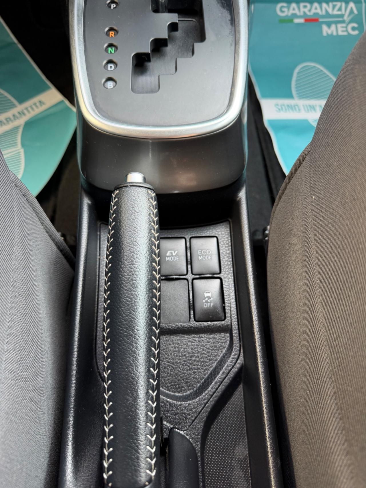 Toyota Yaris 1.5 Hybrid Neopatentati Euro 6