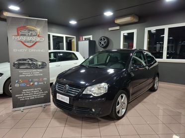 Volkswagen Polo 1.4 TDI 3 porte Sportline NEOPATENTATI