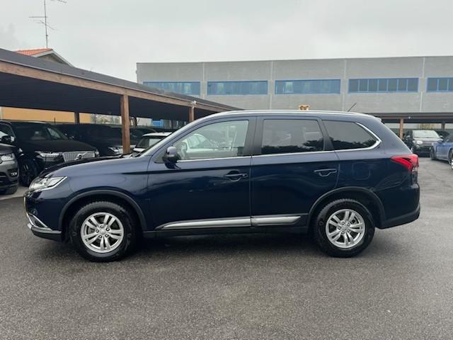 Mitsubishi Outlander 2.2 DI-D 4WD Intense
