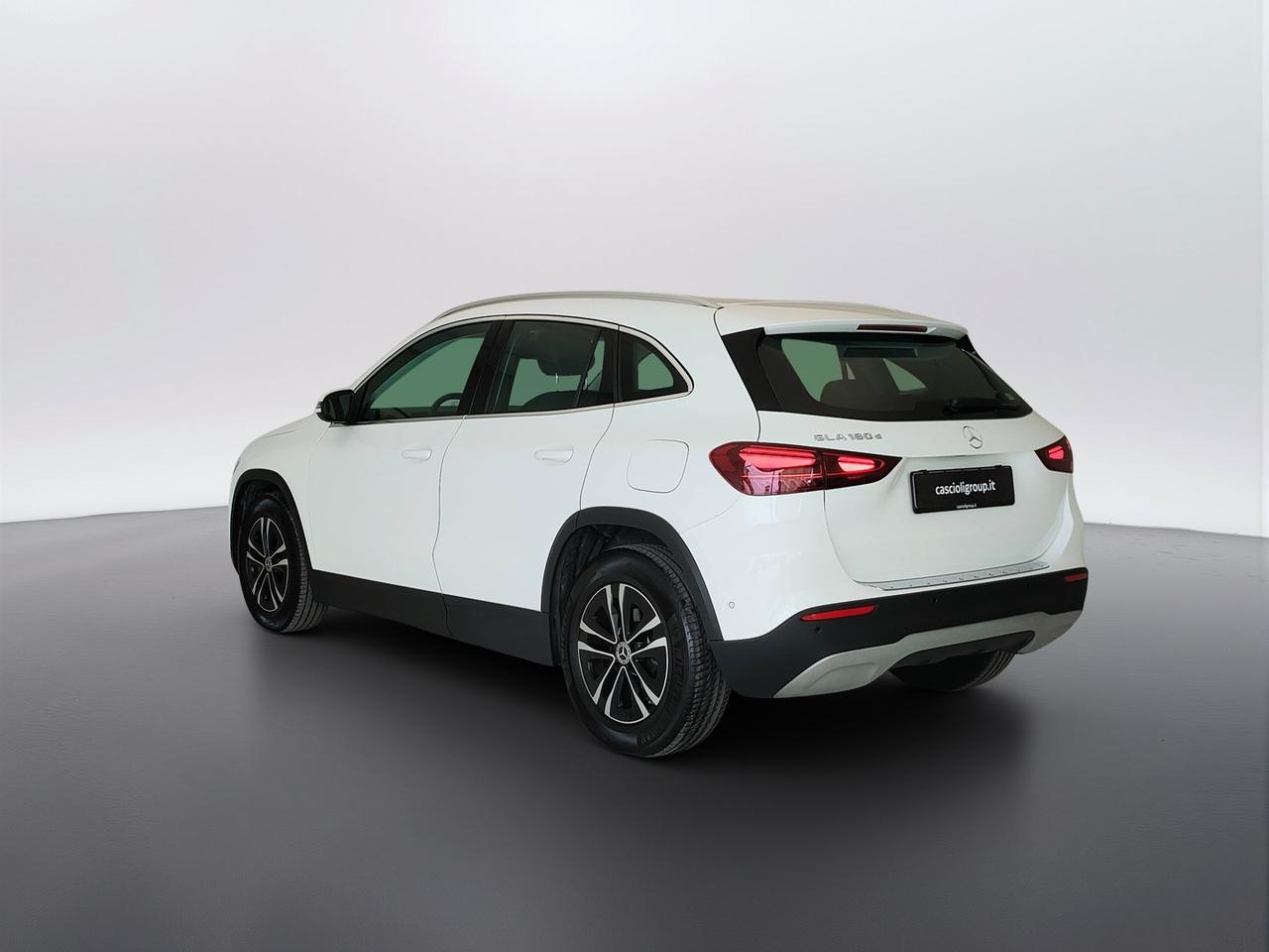 Mercedes-Benz GLA-H247 2023 - GLA 180 d Advanced auto