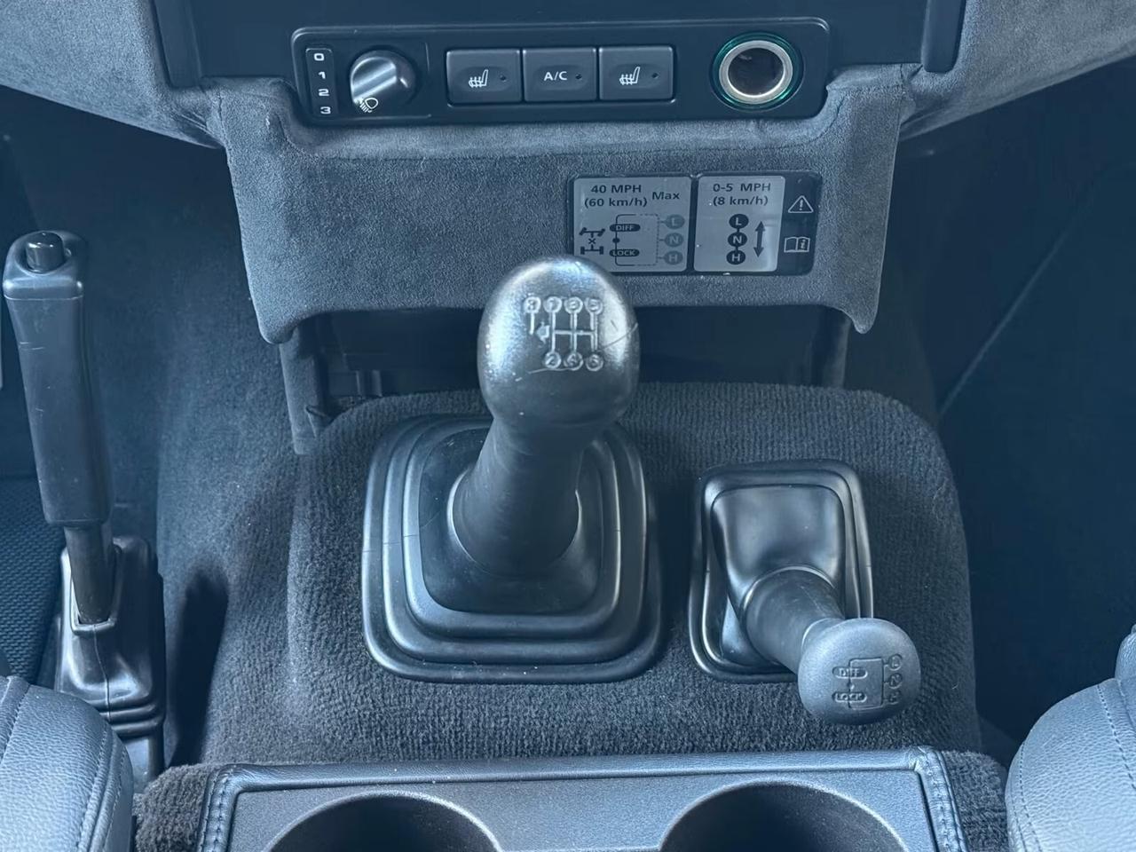 Land Rover Defender 110 E Station Wagon/LED/telecamer